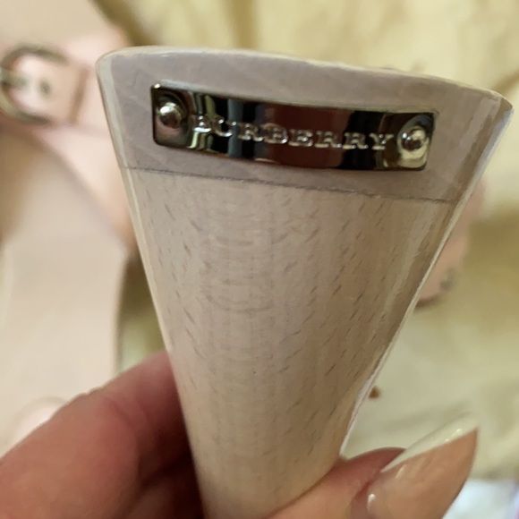 Authentic Burberry pink slip in slides size 39 M - Picture 11 of 11